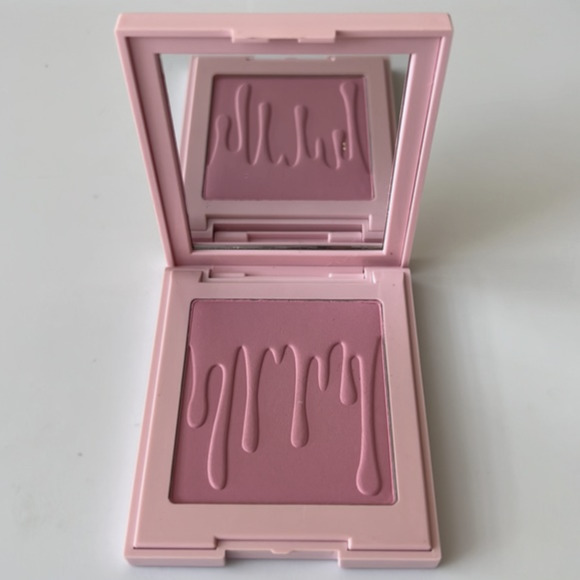 Kylie Cosmetics Blush